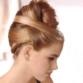 Perfect Prom Hairstyle In Simple Steps